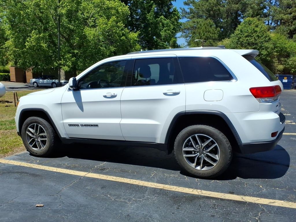 Used 2019 Jeep Grand Cherokee Laredo E 4x4 SUV