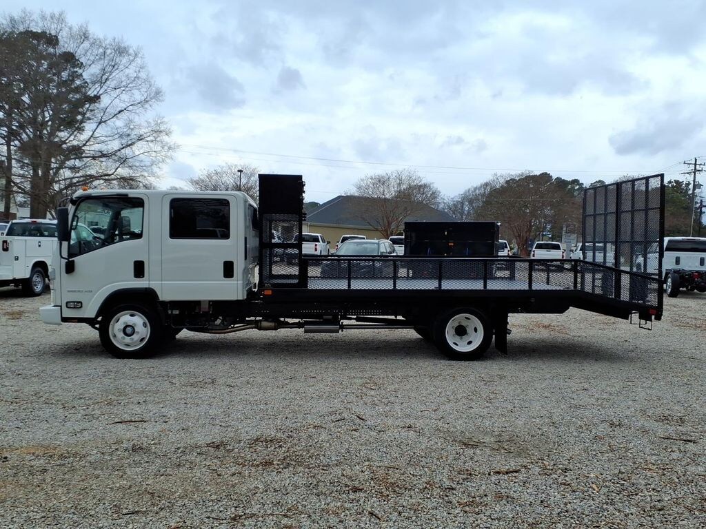 New 2025 Chevrolet Low Cab Forward 5500 XG Base Truck