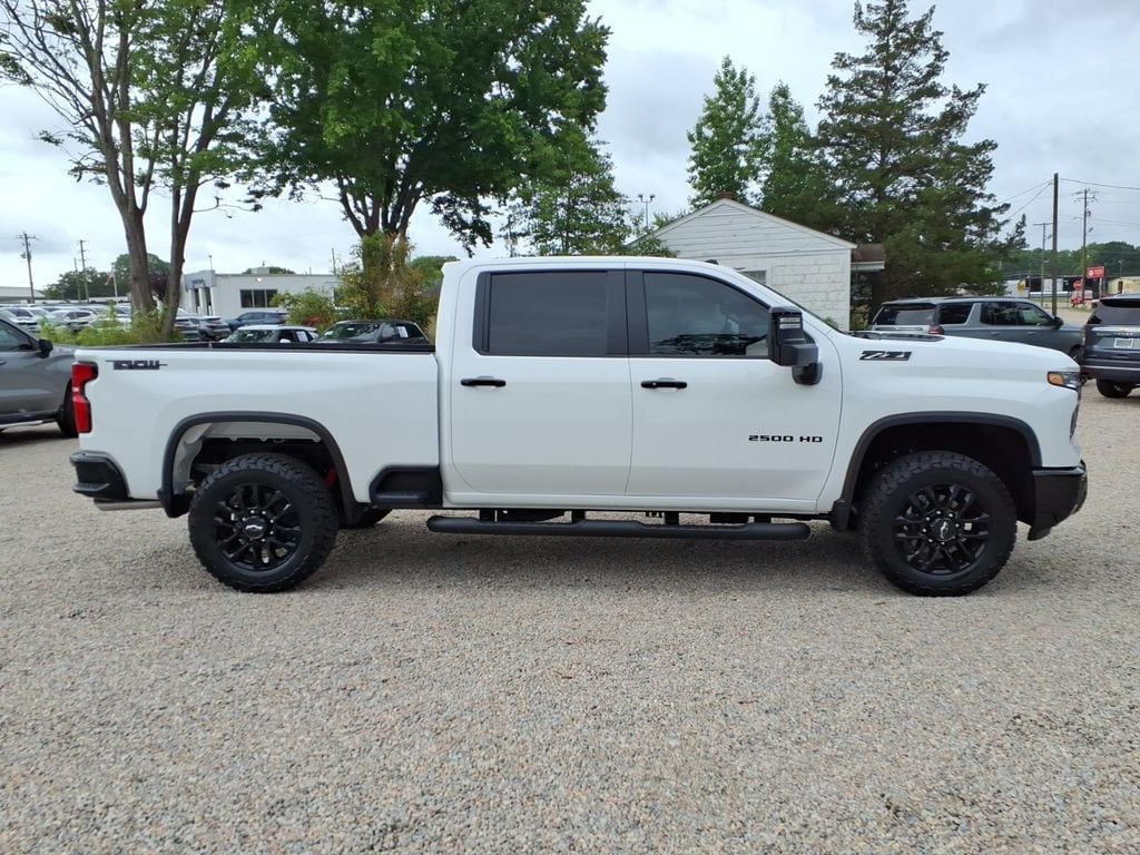 2026 Chevrolet Silverado 2500 HD LT - Photo 8