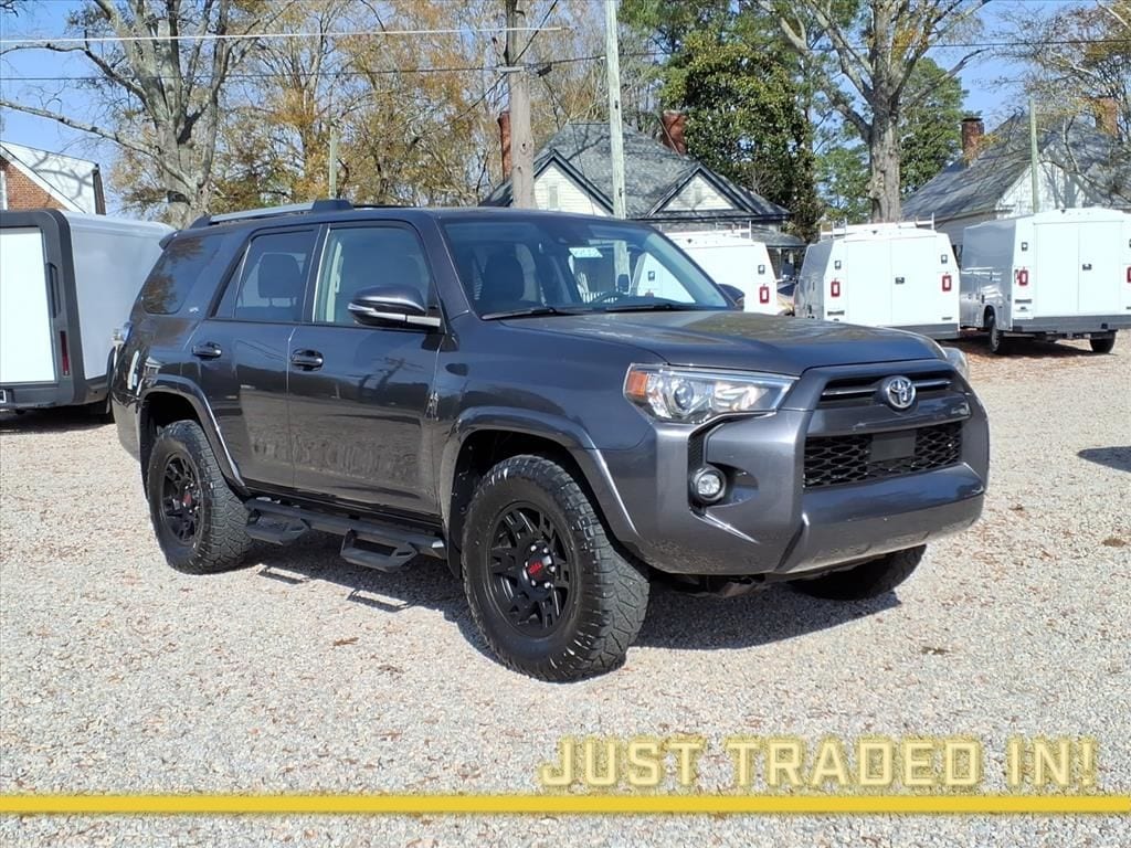 2022 Toyota 4Runner SR5 Premium's photo
