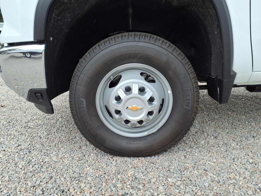 2025 Chevrolet Silverado 3500 HD Work Truck - Photo 27