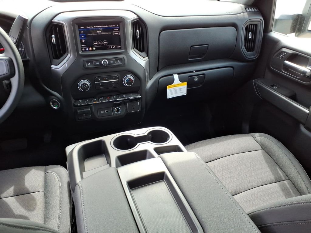 2026 Chevrolet Silverado 2500 HD Custom - Photo 14