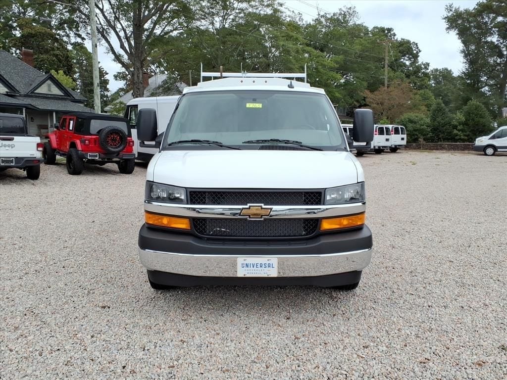 New 2025 Chevrolet Express Cutaway 3500 1WT Cutaway Van