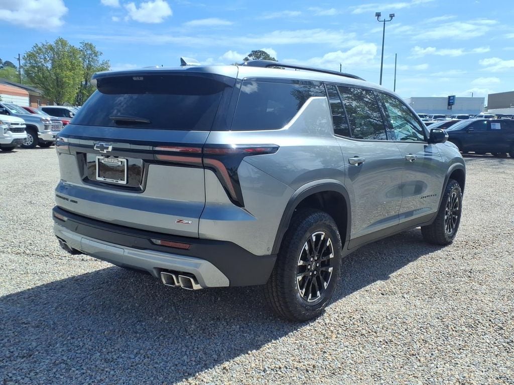 2026 Chevrolet Traverse Z71 - Photo 9