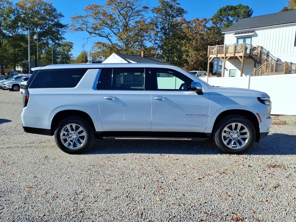 2026 Chevrolet Suburban Premier - Photo 8