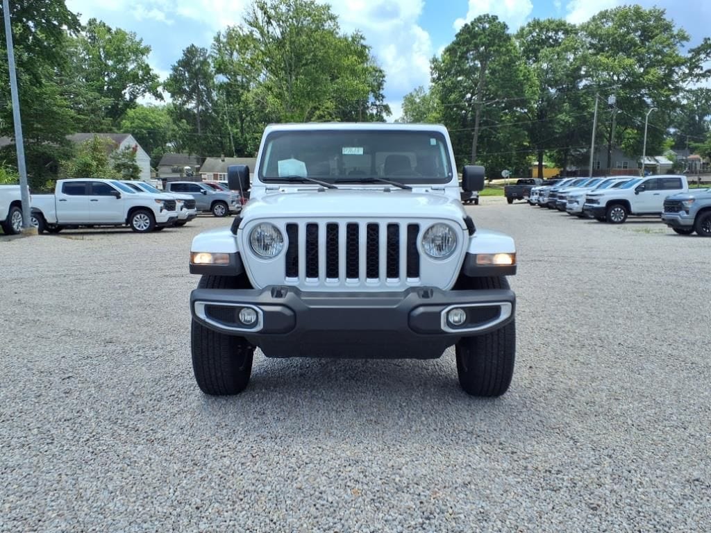 Used 2023 Jeep Gladiator Overland with VIN 1C6HJTFG5PL550493 for sale in Wendell, NC