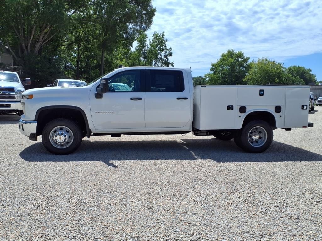 New 2025 Chevrolet Silverado 3500 HD Chassis Cab Work Truck Truck