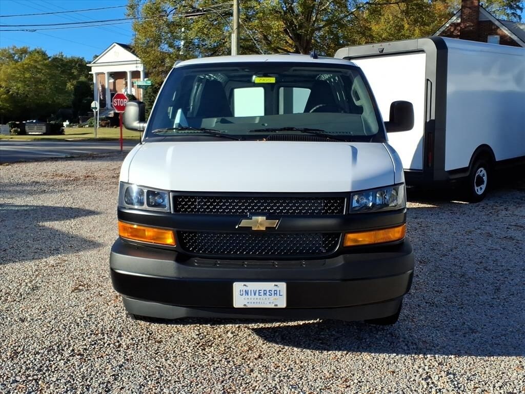 New 2025 Chevrolet Express Cutaway 3500 1WT Cutaway Van
