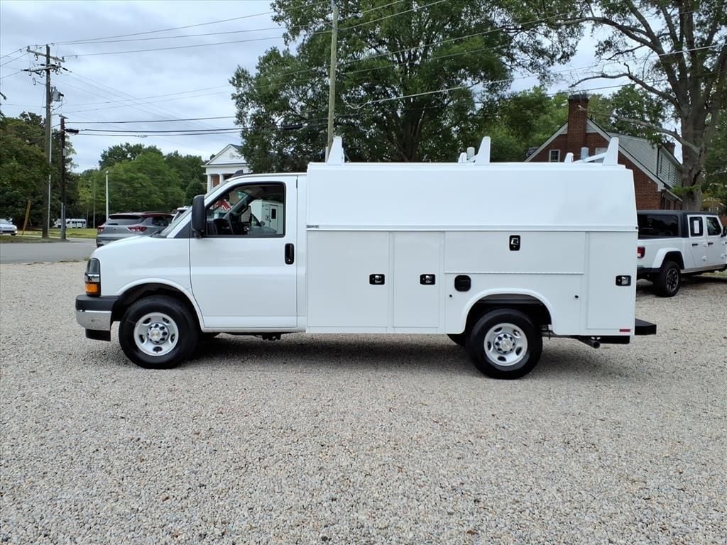 New 2025 Chevrolet Express Cutaway 3500 1WT Cutaway Van