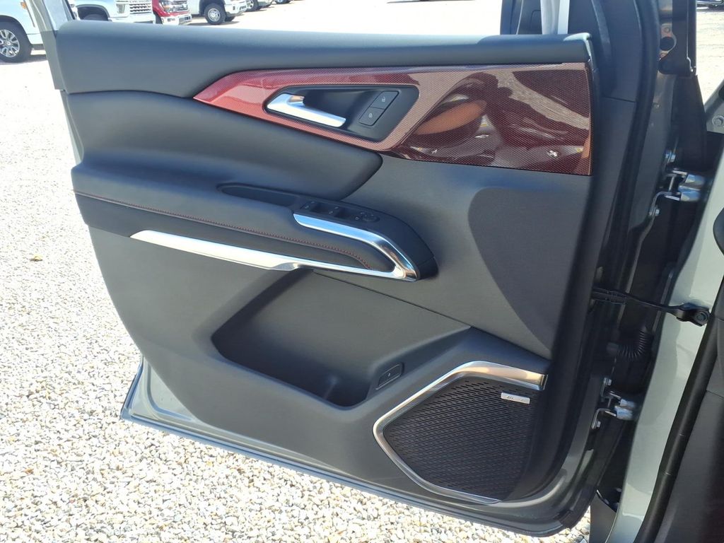 2026 Chevrolet Traverse Z71 - Photo 31