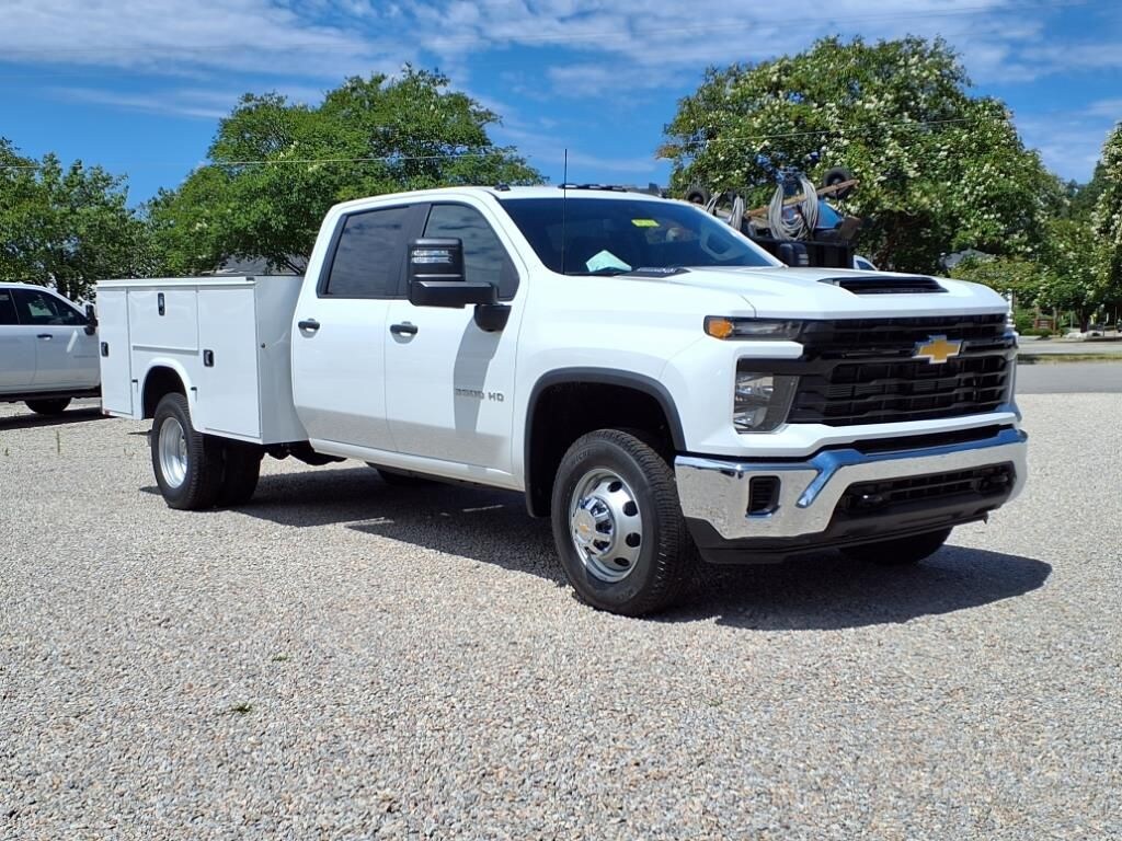 New 2025 Chevrolet Silverado 3500 HD Chassis Cab Work Truck Truck