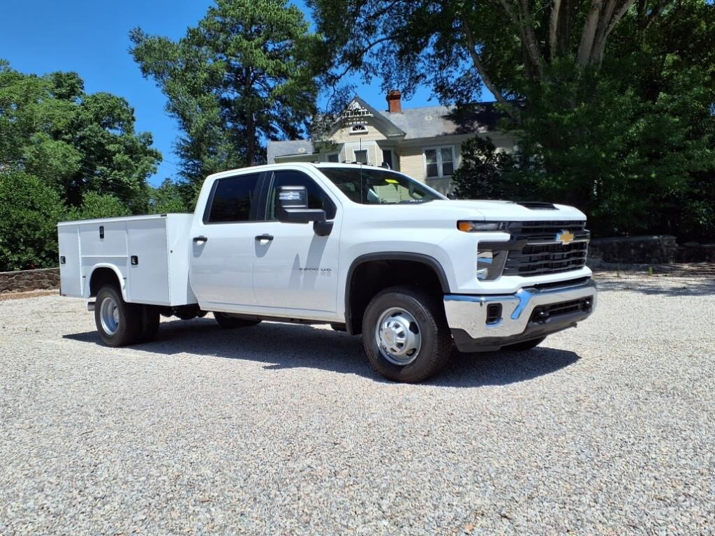 New 2025 Chevrolet Silverado 3500 HD Chassis Cab Work Truck Truck