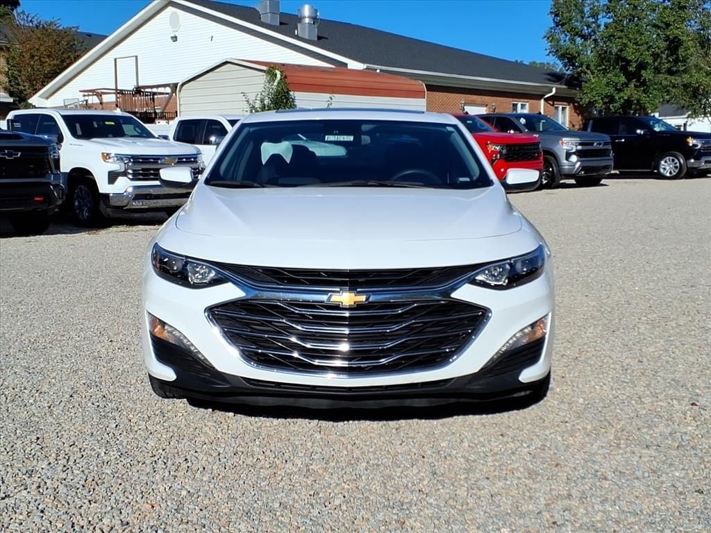 Used 2024 Chevrolet Malibu 1LT with VIN 1G1ZD5ST7RF138640 for sale in Wendell, NC