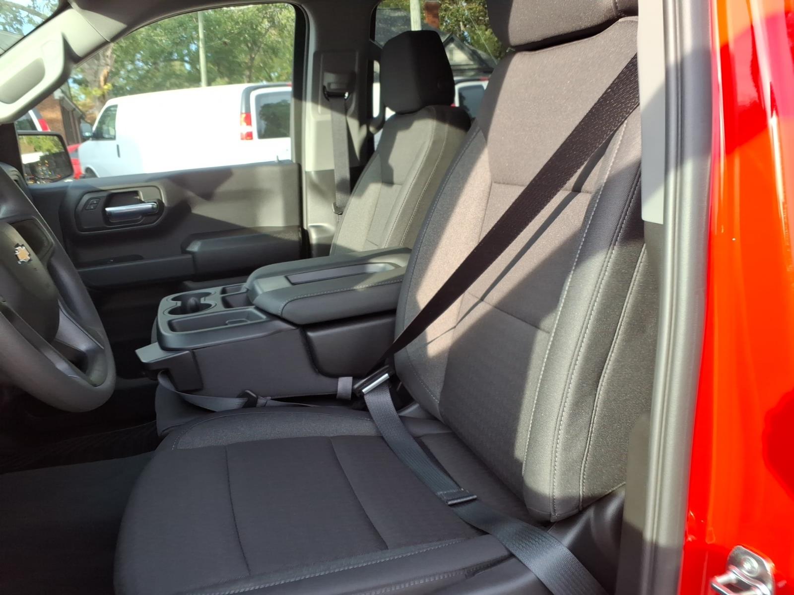 2026 Chevrolet Silverado 1500 Custom - Photo 19