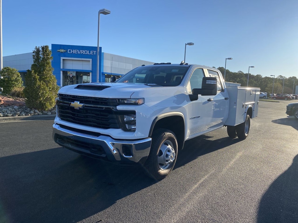 New 2025 Chevrolet Silverado 3500 HD Chassis Cab Work Truck Truck