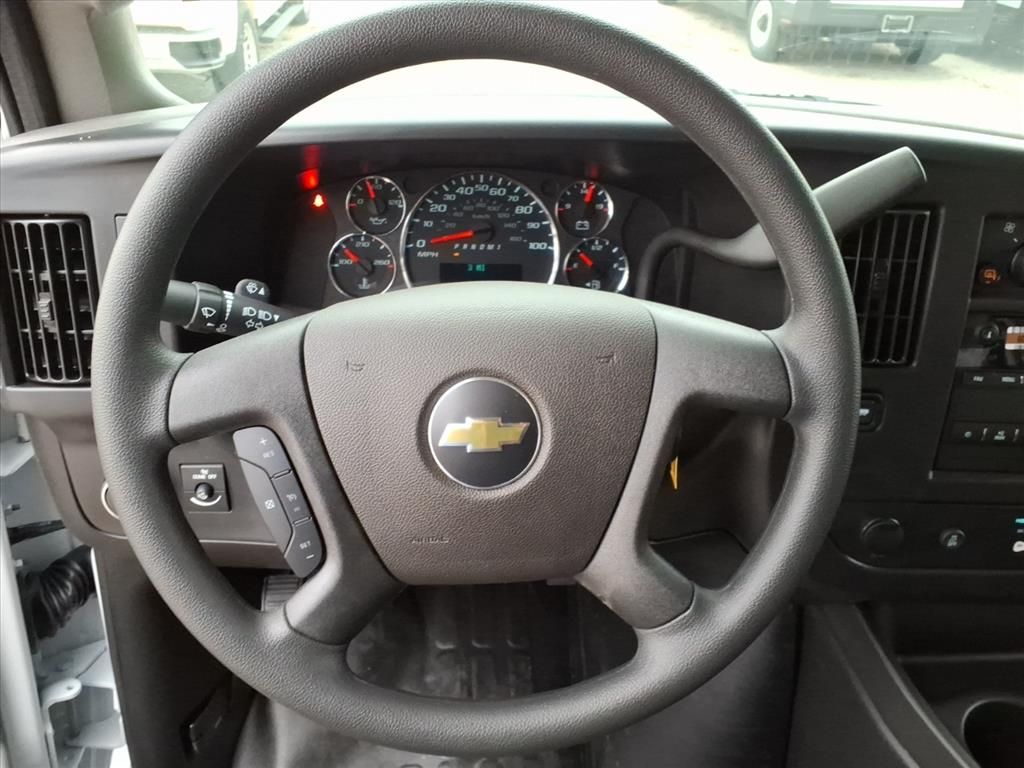 2025 Chevrolet Express Cargo Work Van - Photo 25