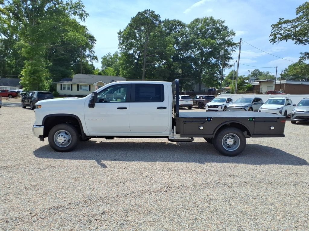 New 2026 Chevrolet Silverado 3500 HD Chassis Cab Work Truck Truck