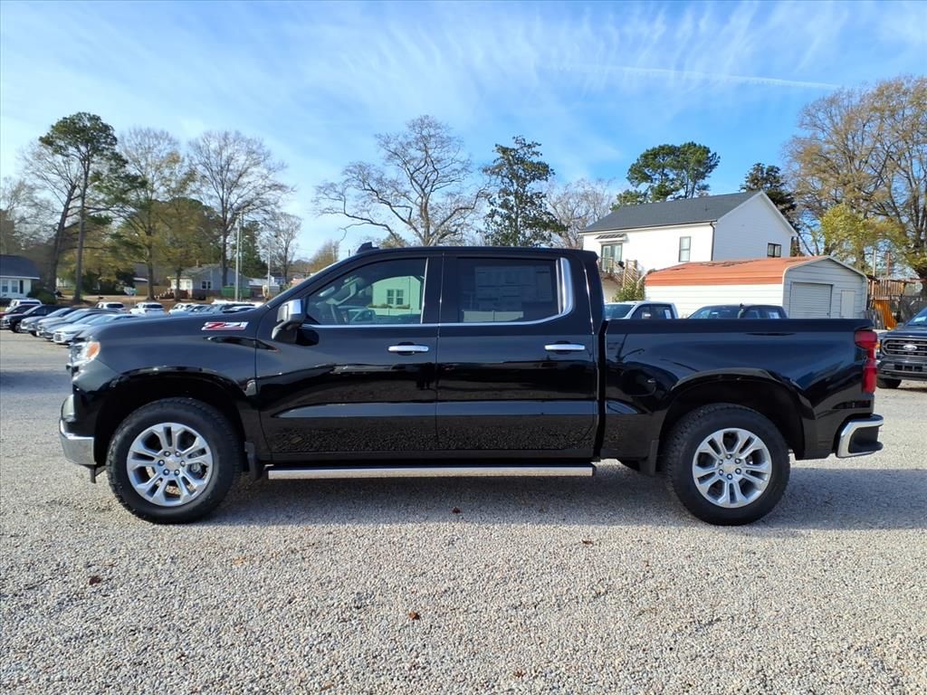 2026 Chevrolet Silverado 1500 LTZ photo 3