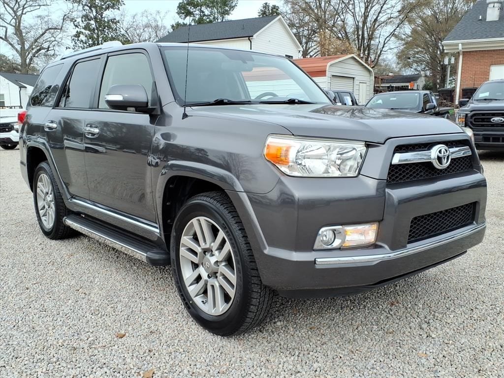 2013 Toyota 4Runner Limited's photo