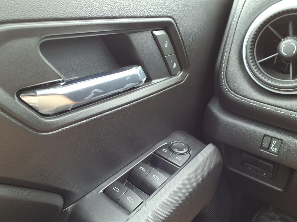 2026 Chevrolet Colorado LT - Photo 28