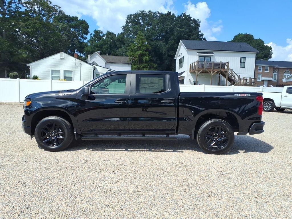 New 2026 Chevrolet Silverado 1500 Custom Truck