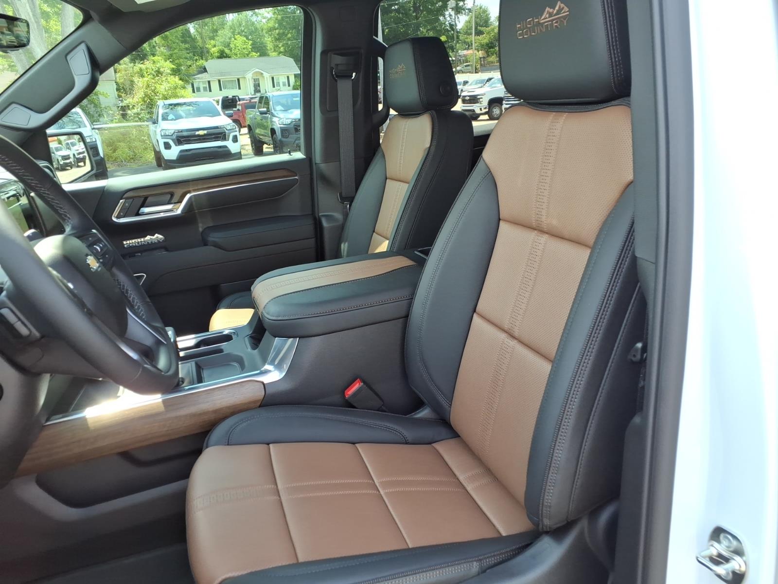 2026 Chevrolet Silverado 1500 High Country - Photo 22
