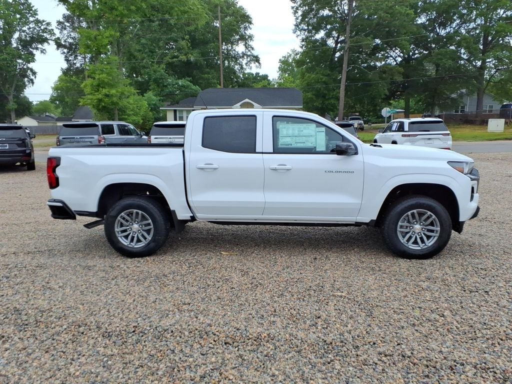 2026 Chevrolet Colorado LT - Photo 8