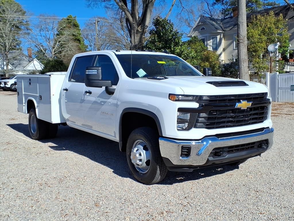 2026 Chevrolet Silverado LS's photo