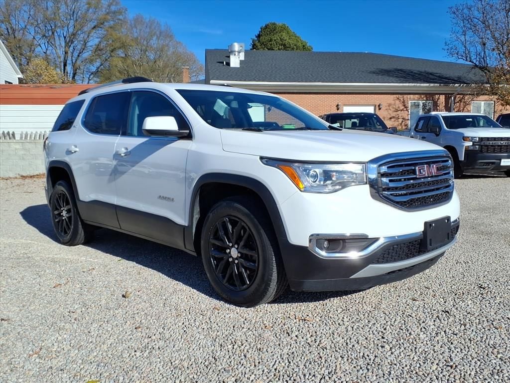 2018 GMC Acadia SLT-1's photo