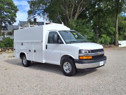 2025 Chevrolet Express Cutaway 3500 1WT Cutaway Van