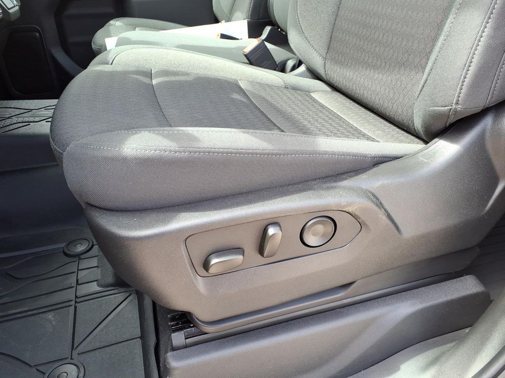 2026 Chevrolet Silverado 2500 HD Custom - Photo 18