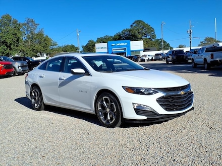 2024 Chevrolet Malibu 1LT Car
