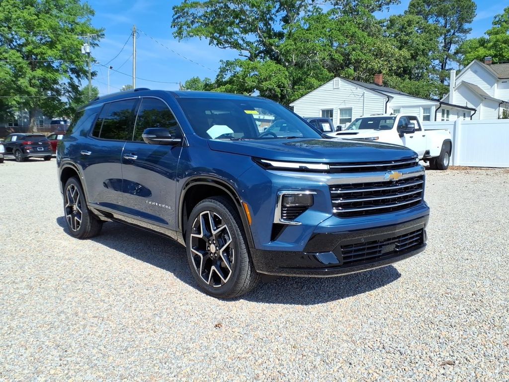 2026 Chevrolet Traverse FWD High Country's photo