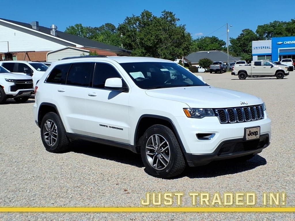 2019 Jeep Grand Cherokee Laredo E 4WD's photo