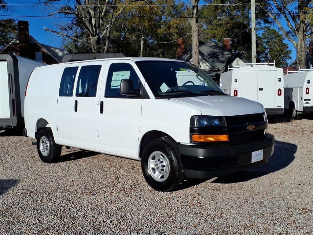 2025 Chevrolet Express Cargo 2500 Van 