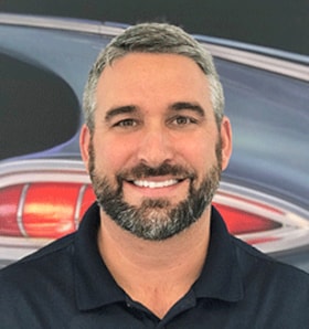 Staff member VINCE WHITE from e1c8f83af1b9