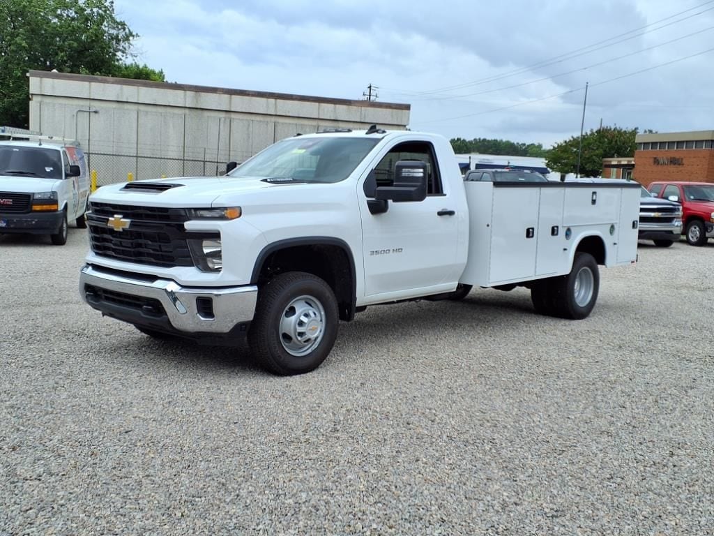 New 2025 Chevrolet Silverado 3500 HD Chassis Cab Work Truck Truck