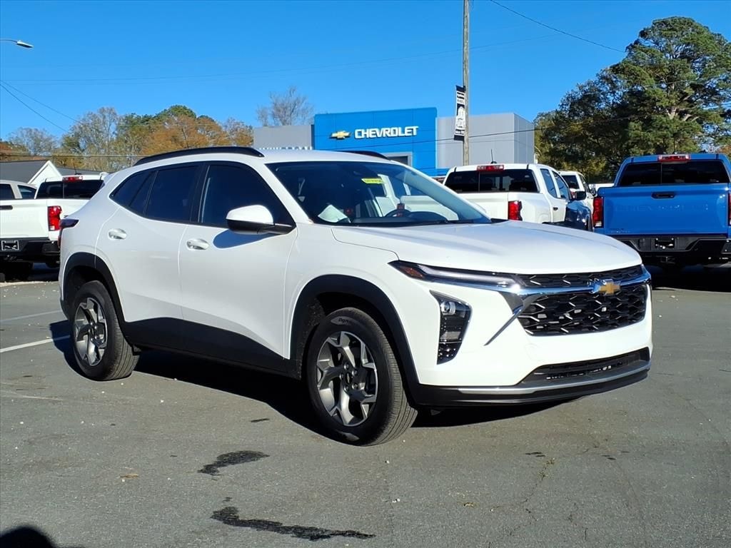 New 2026 Chevrolet Trax LT SUV