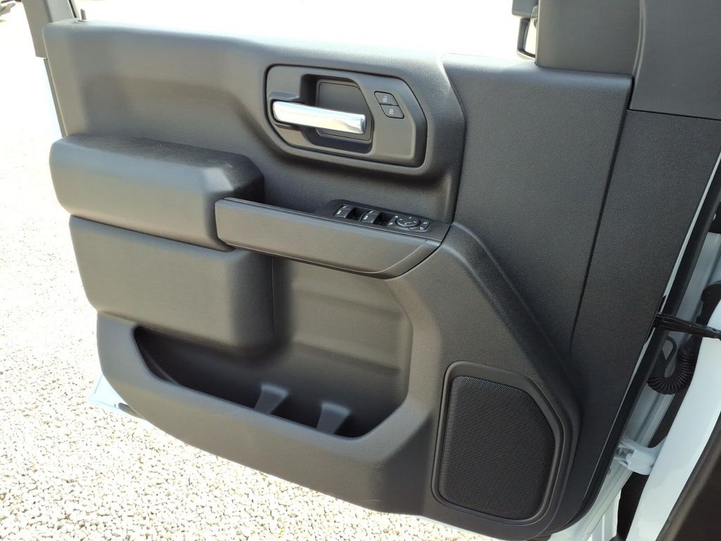 2026 Chevrolet Silverado 2500 HD Custom - Photo 31