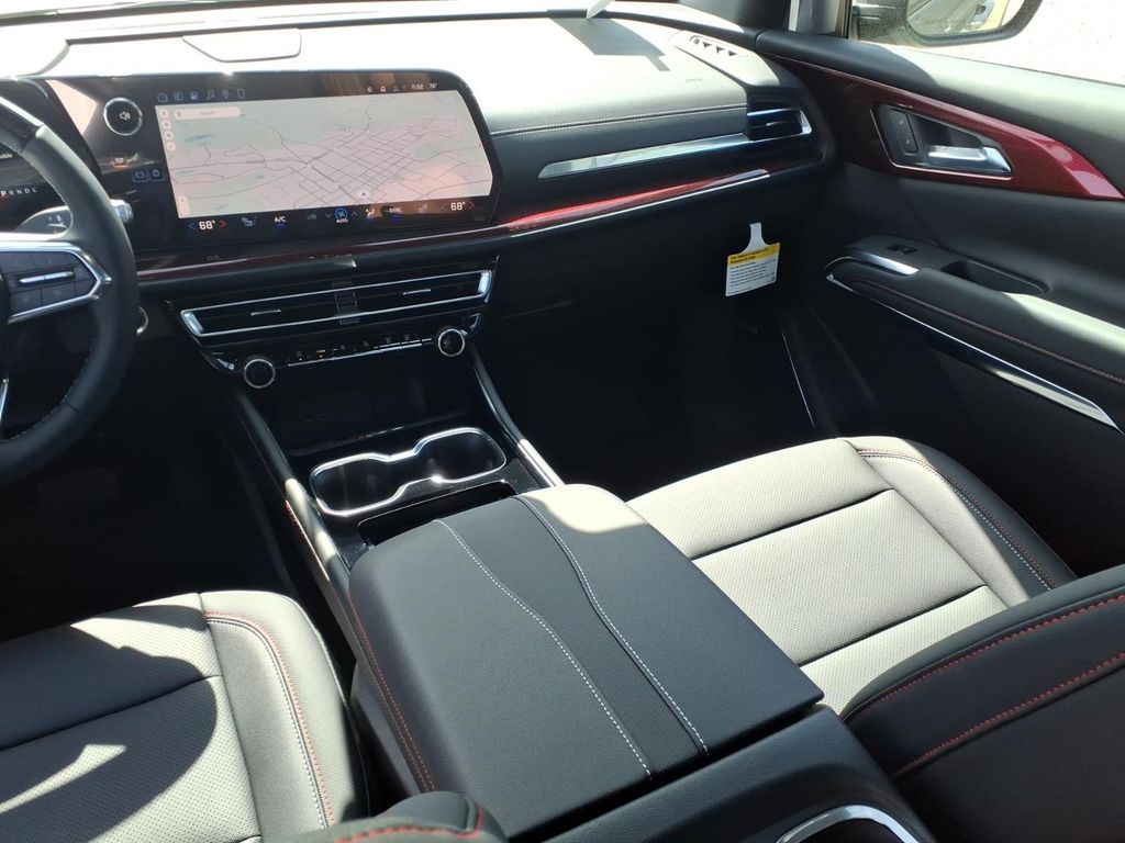 2026 Chevrolet Traverse Z71 - Photo 15