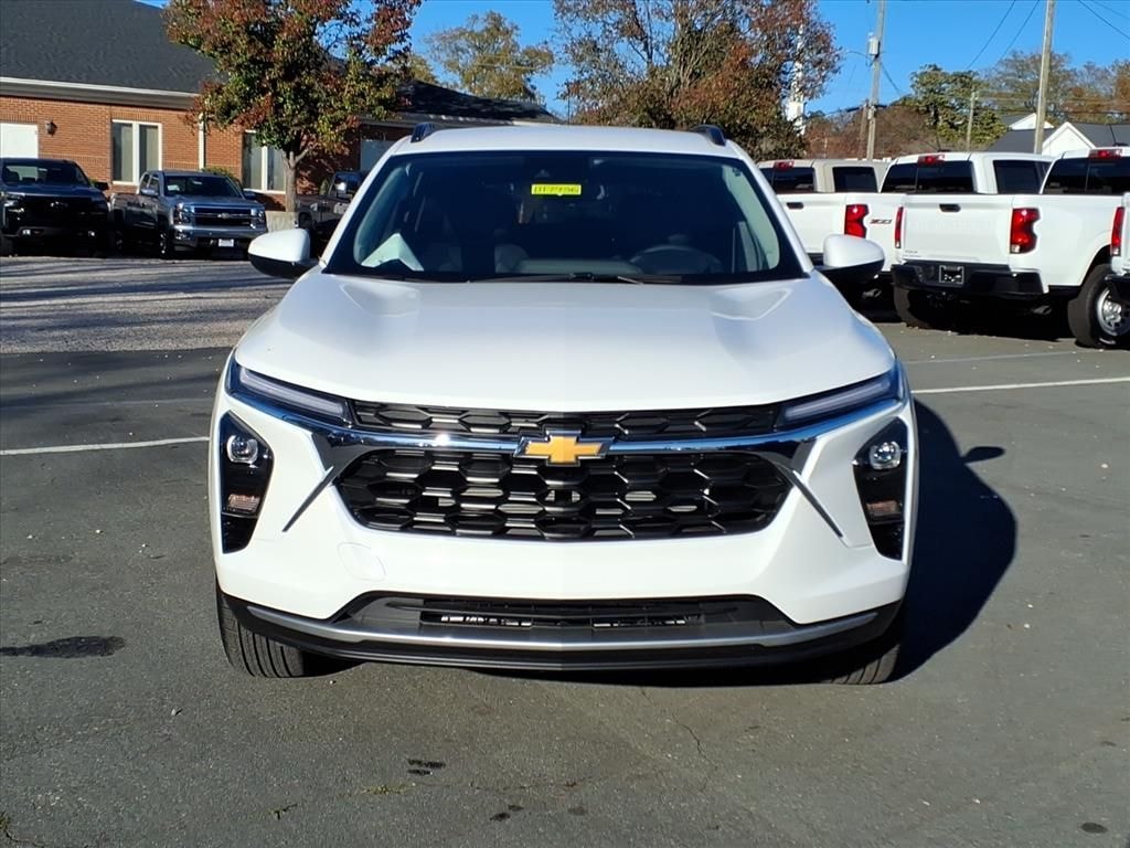 New 2026 Chevrolet Trax LT SUV