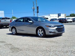 2025 Chevrolet Malibu LS Sedan