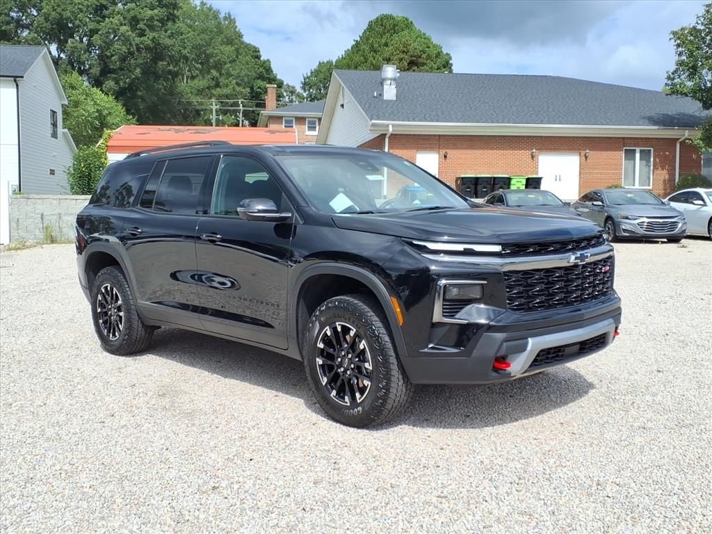Used 2024 Chevrolet Traverse Z71 SUV