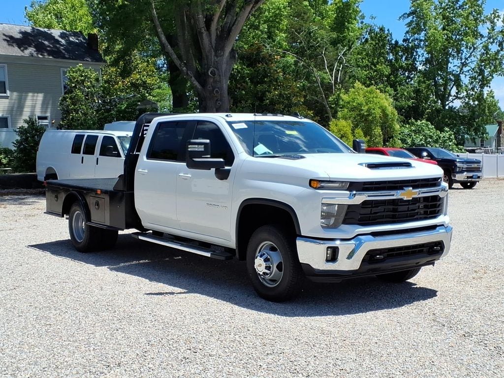 2026 Chevrolet Silverado HD 1LT 4WD Crew Cab 171.5" WB's photo