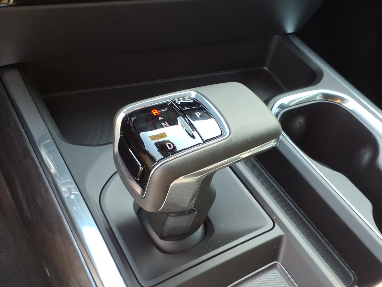 2026 Chevrolet Silverado 1500 LTZ - Photo 31