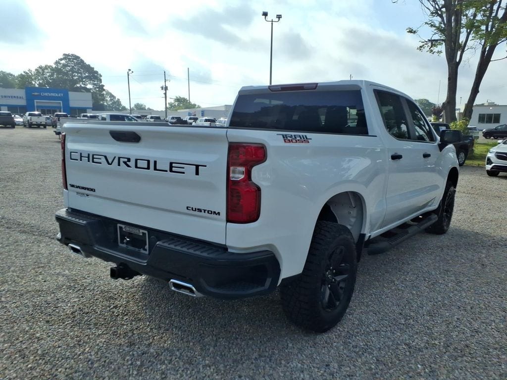 2026 Chevrolet Silverado 1500 Custom Trail Boss - Photo 11