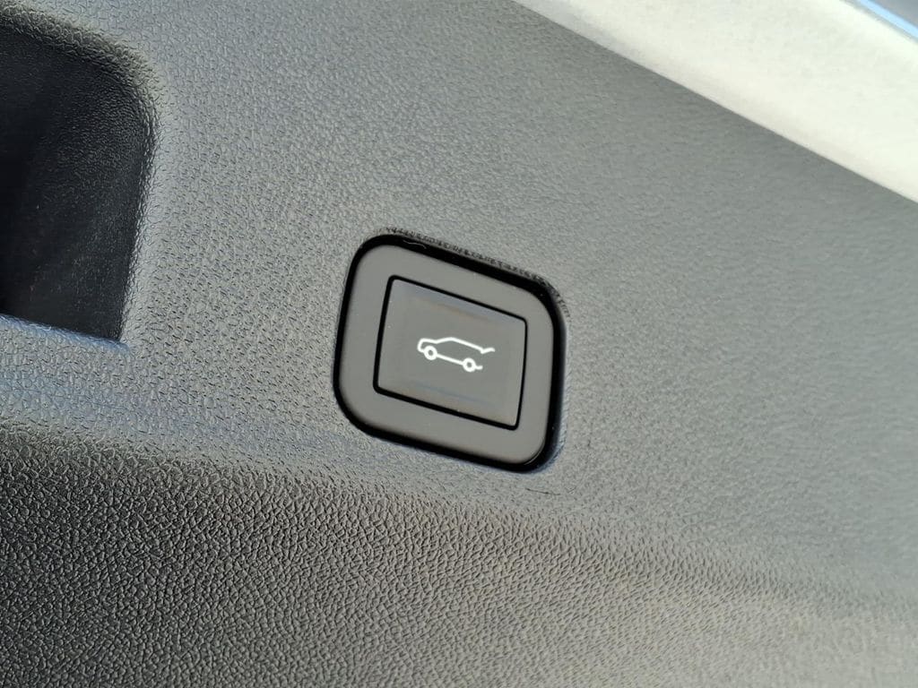2026 Chevrolet Traverse Z71 - Photo 8