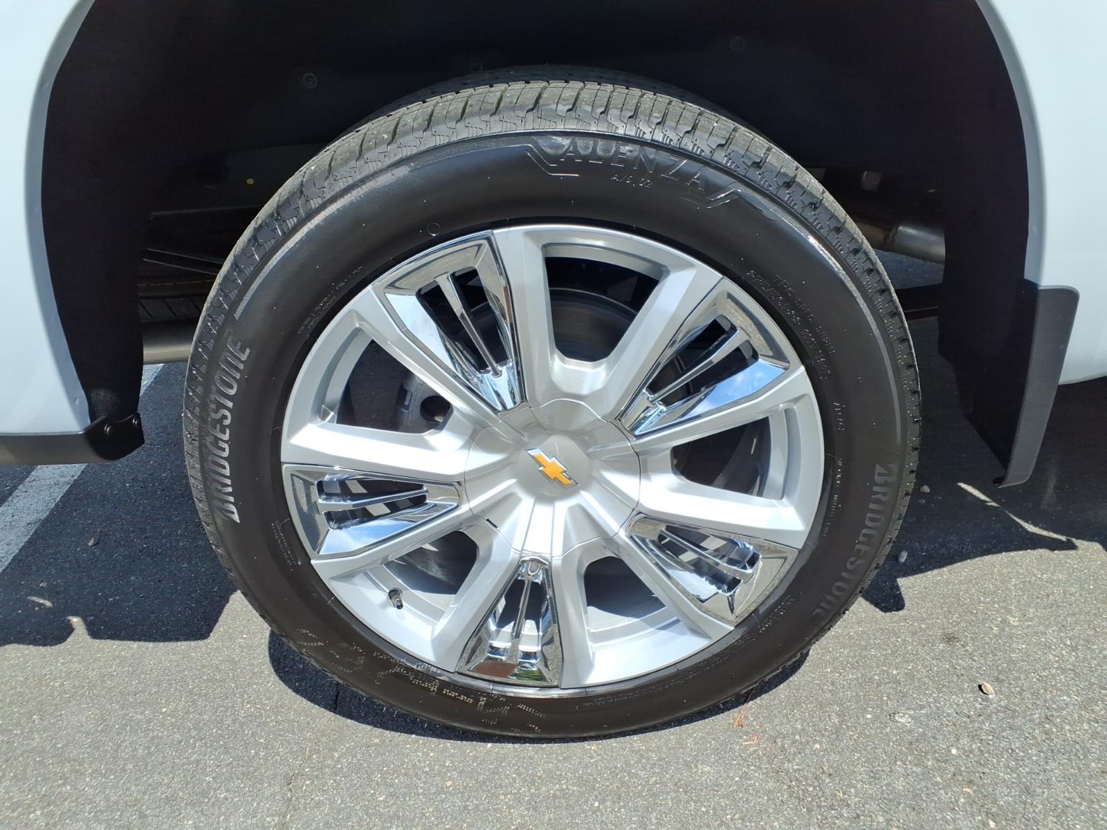 2026 Chevrolet Silverado 1500 High Country - Photo 13