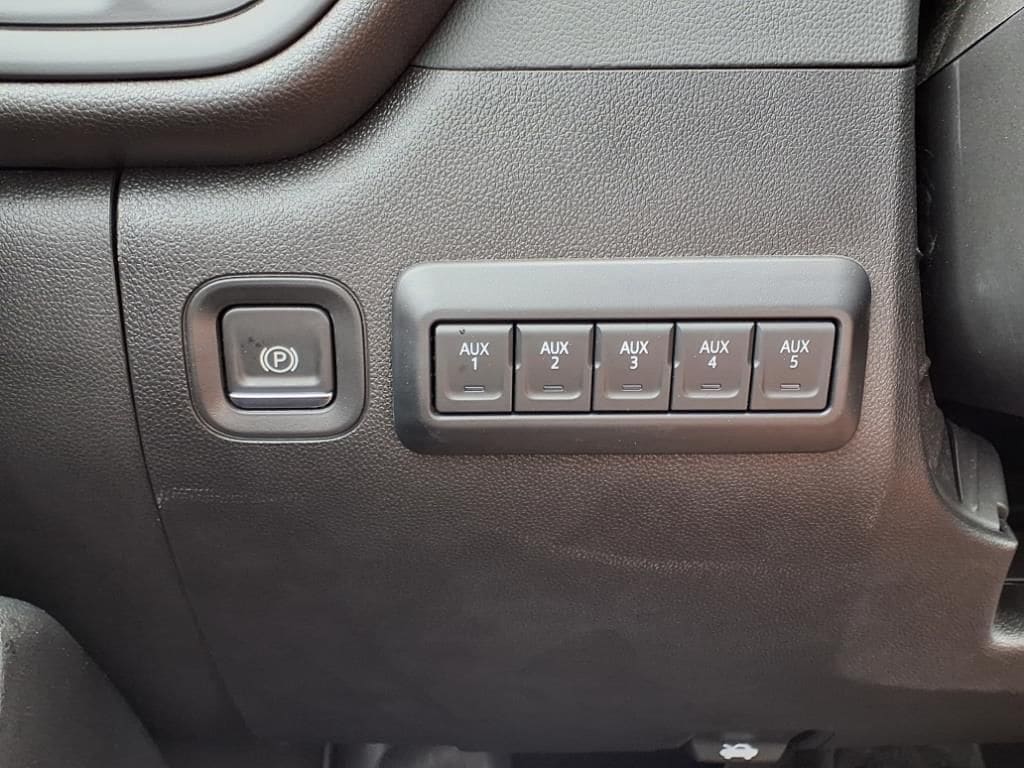 2025 Chevrolet Silverado 3500 HD Work Truck - Photo 21