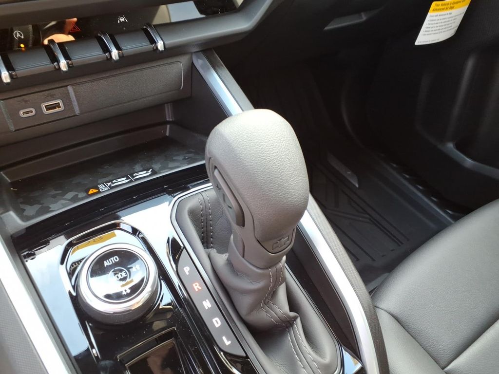 2026 Chevrolet Colorado Trail Boss - Photo 25